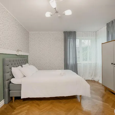 Jakobsoni 1937 아파트