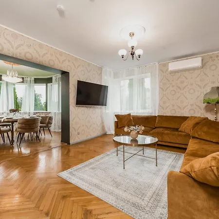 아파트 Jakobsoni 1937