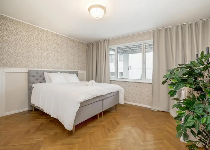 Apartment Jakobsoni 1937 *